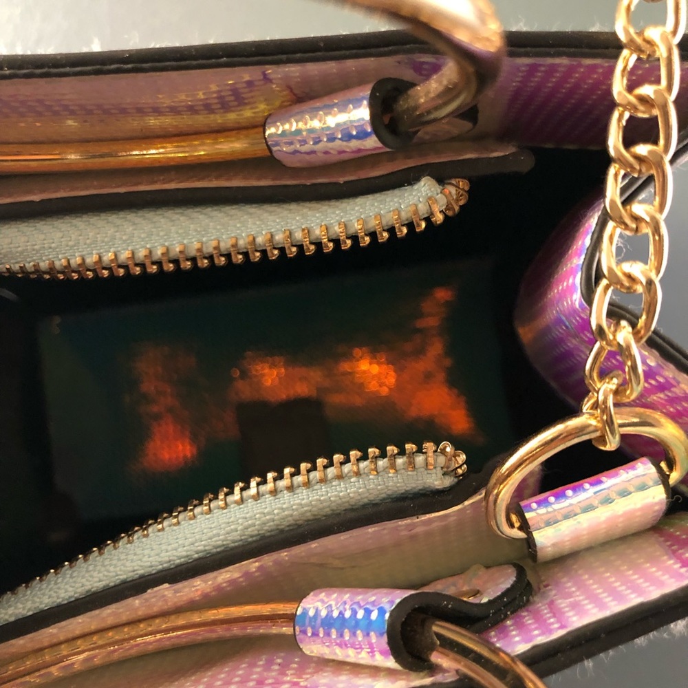 Retro Handbag💅🏼 - Picture 2 of 3